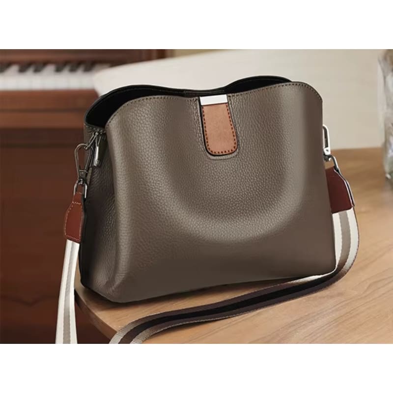 bolsa feminina transversal em couro