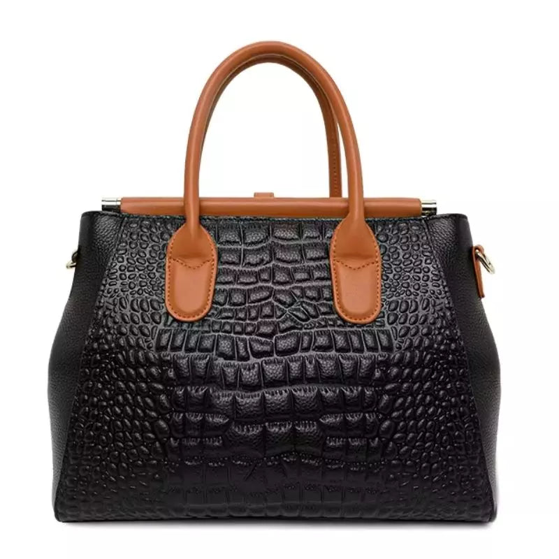 bolsa feminina grande  preta em  couro legitimo 
