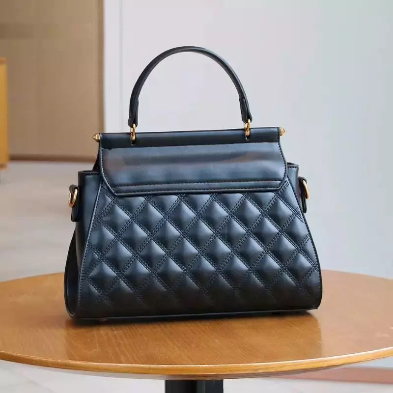 bolsa feminina preta de mao  Auréline Paris