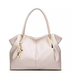 bolsa feminina grande  elegante 