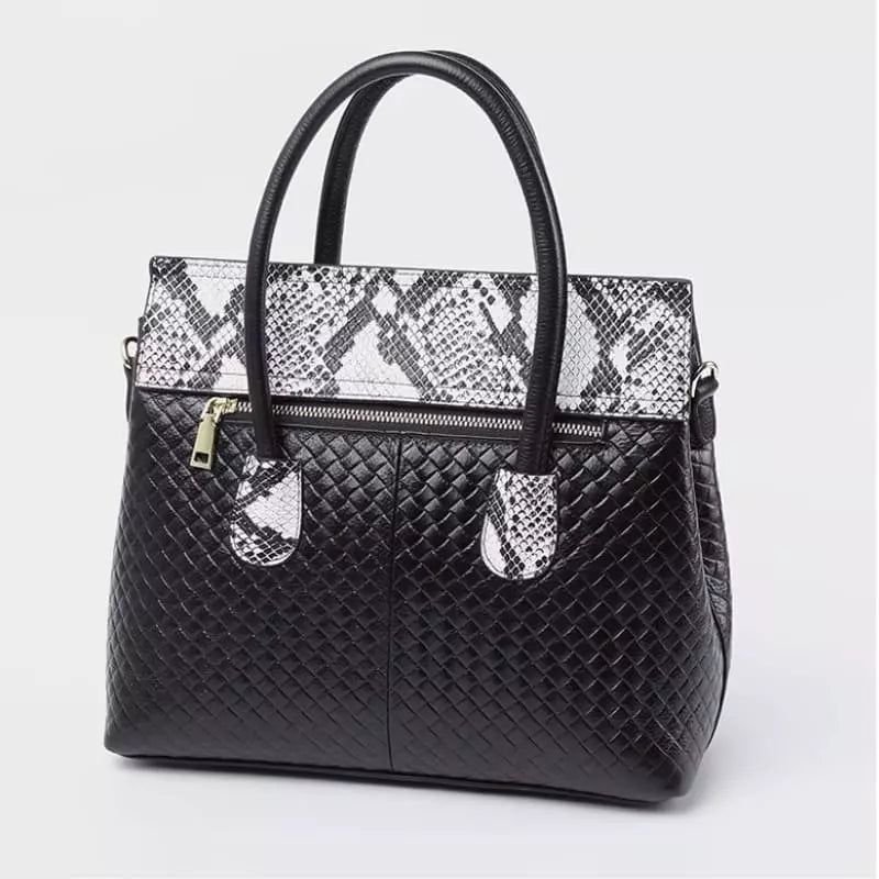 bolsa feminina preta de couro valenna prestige