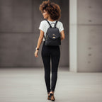 mochila feminina preta Bella Lux Black 5