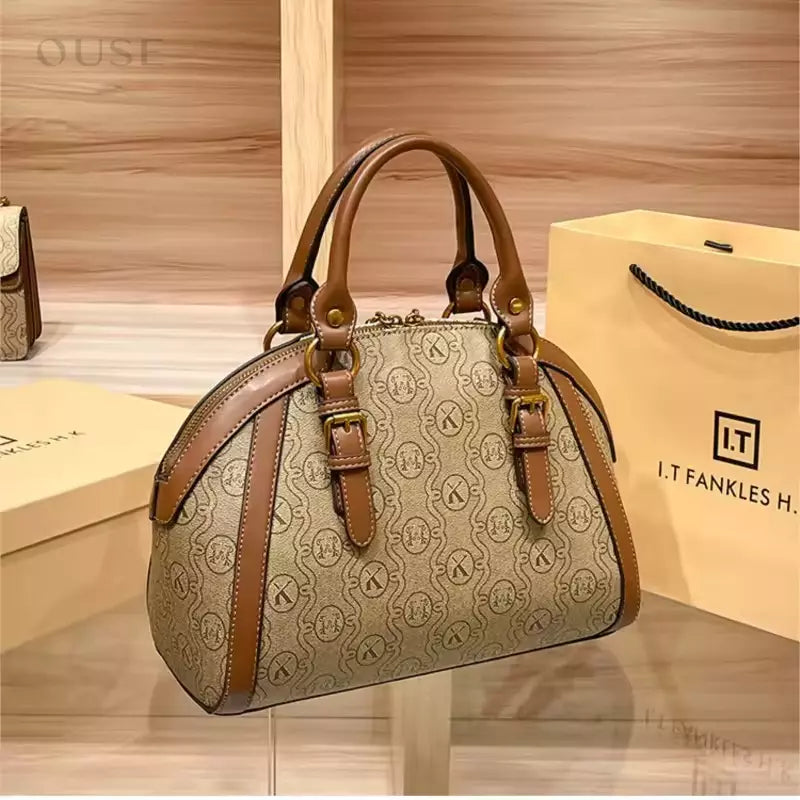 bolsa feminina bege de couro refinado 